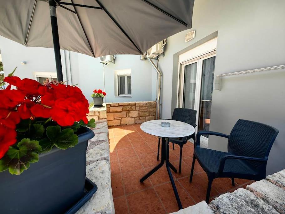 Nina Apartment Chania  Exteriör bild
